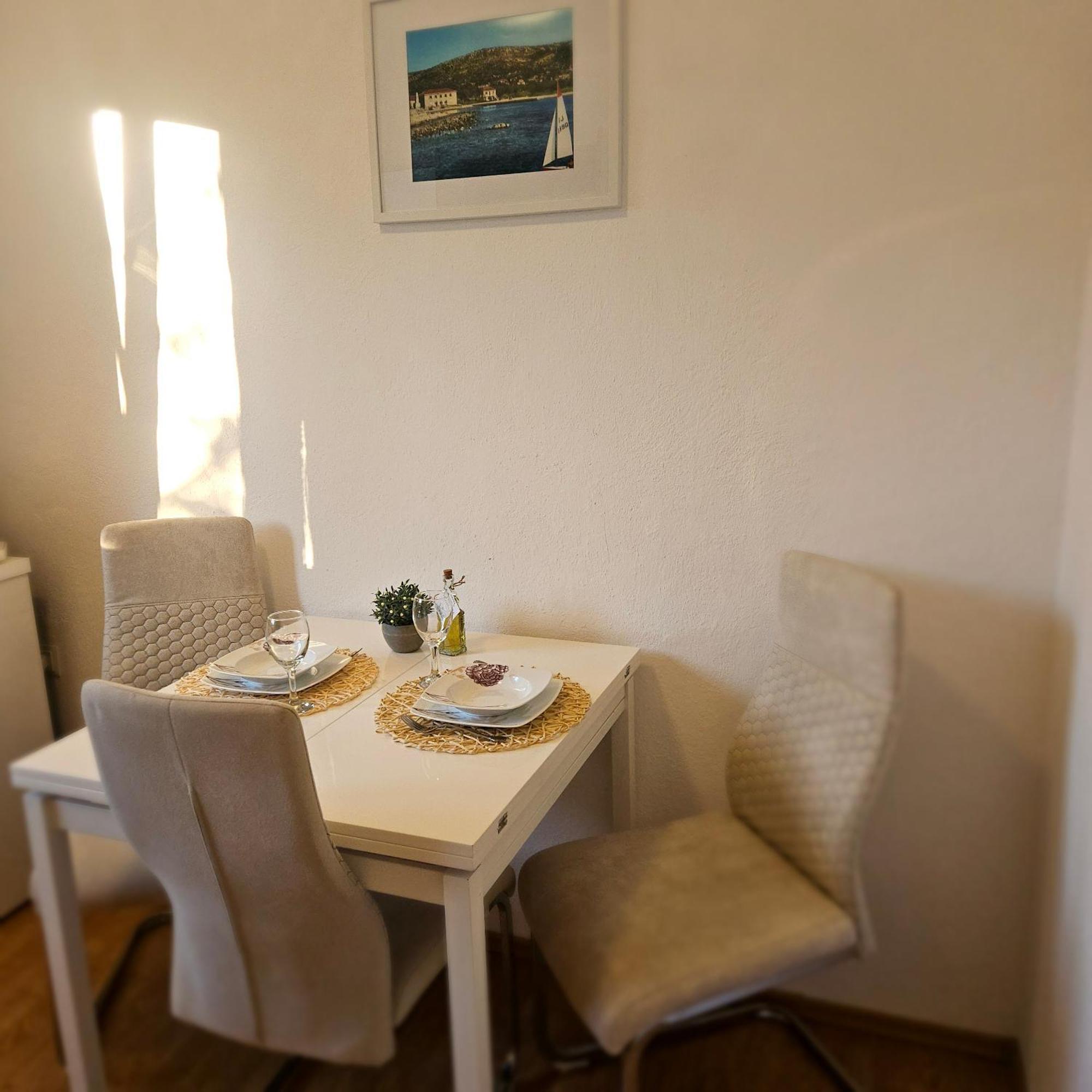 Apartment Viniska *